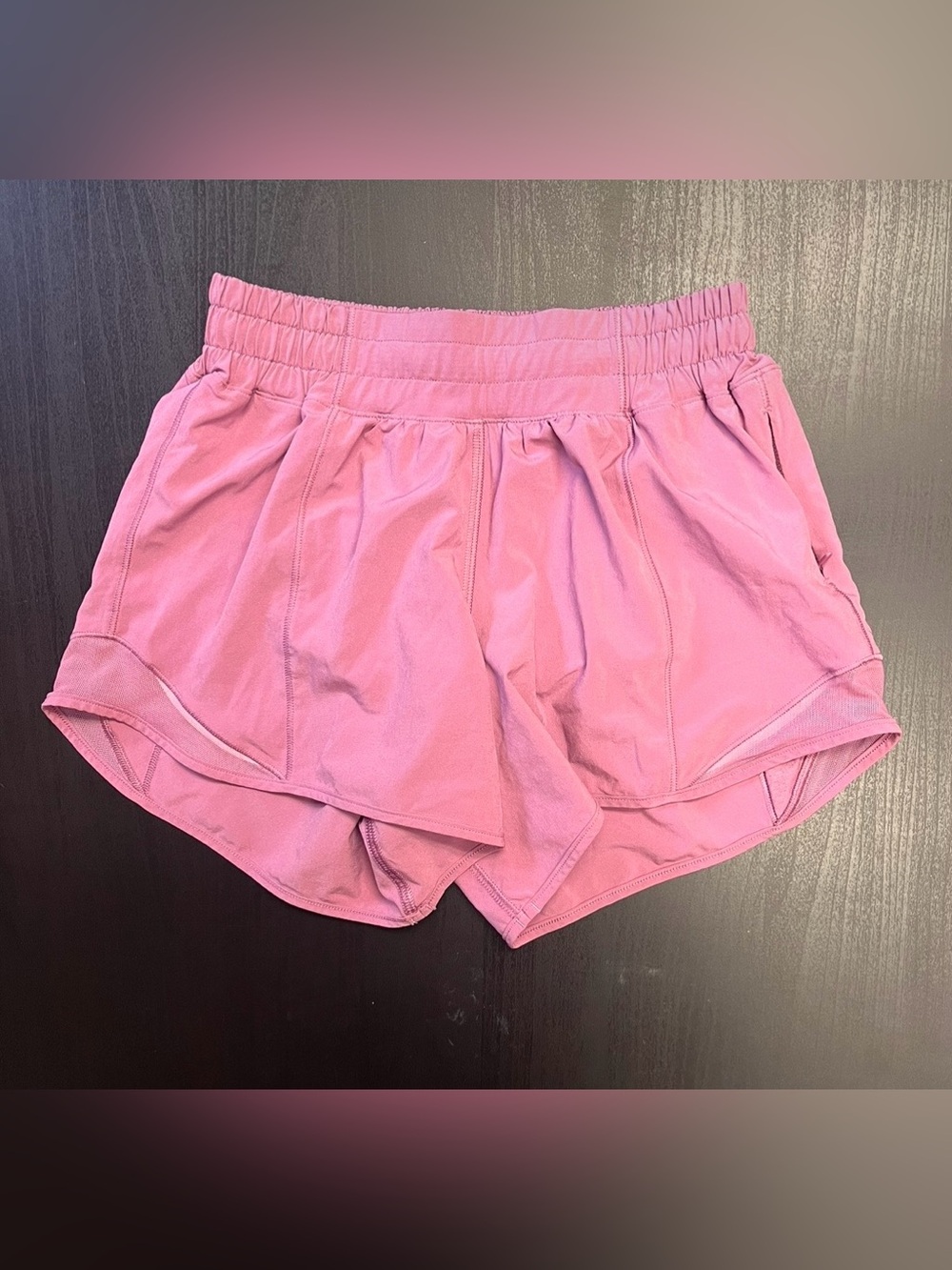 Lululemon Hotty Hot Short 4" - Sz 2